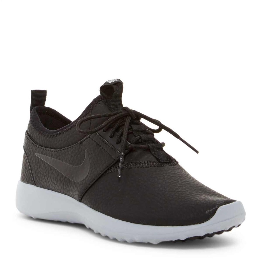 NIKE Rejuvenate Peddle Sneaker - SO CUTE